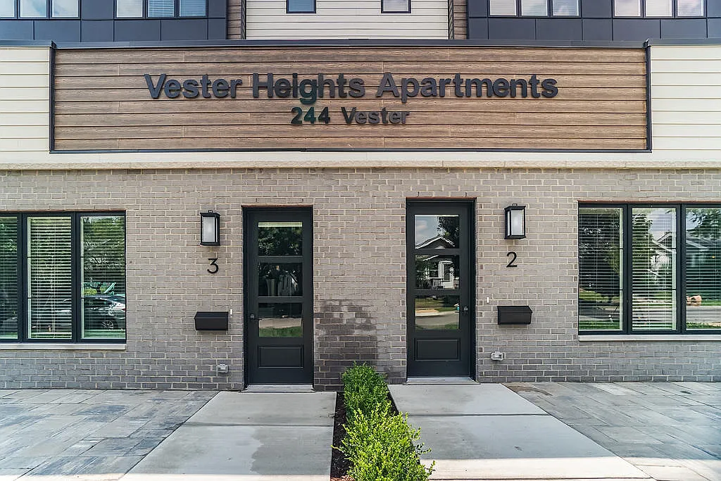 Building Photo - 244 Vester St