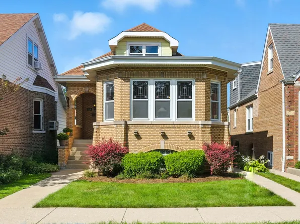 2728 N Mango Ave, Chicago, IL 60639