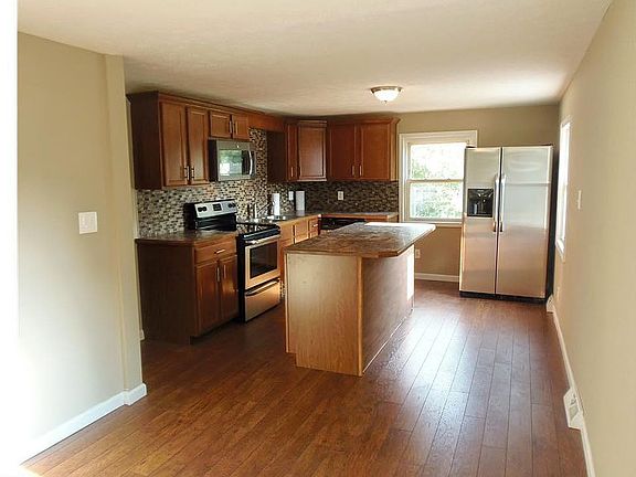 5th image of 3293 Kingsley Dr