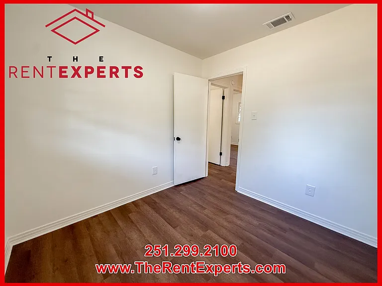 6652 Zeigler Blvd — Photo 27