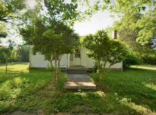 131 Lindon St, Benton, TN 37307