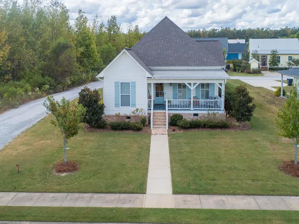 810 Arabella St, Taylor, MS 38673