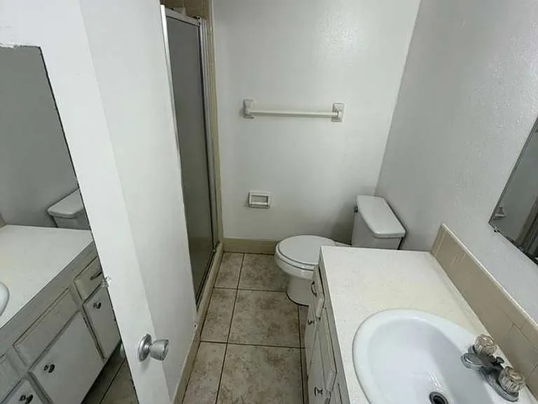 1830 Maravilla Ave #309 — Photo 15