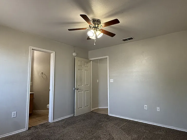 304 N Brentwood Ave #B — Photo 9