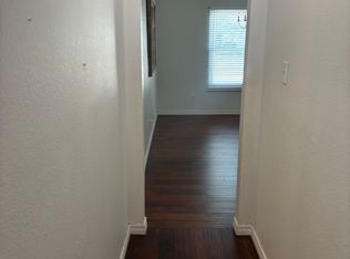 4200 Woodcrest Ct, Haltom City, TX 76137