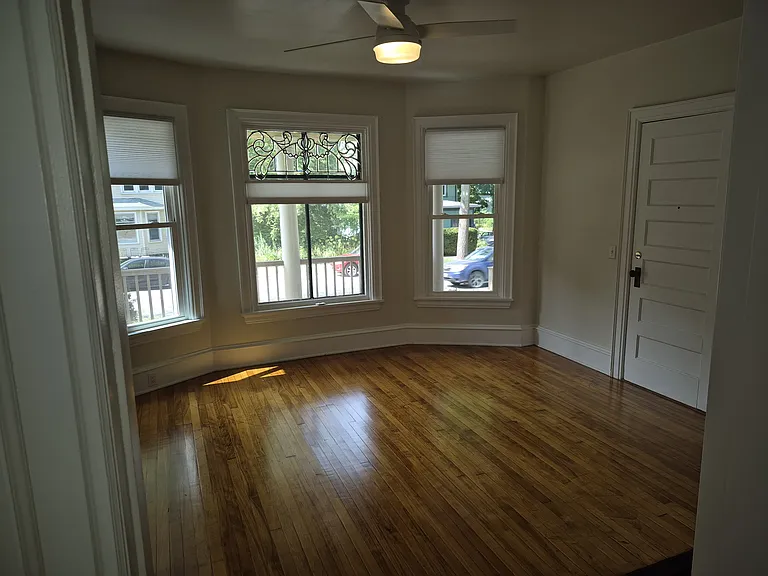1047 E Gorham St #1 — Photo 17