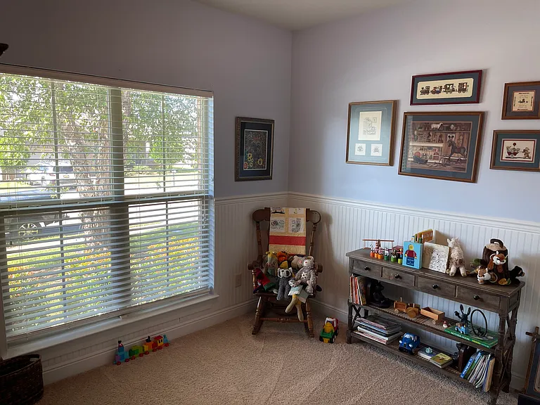 7724 Kari Ln — Photo 11