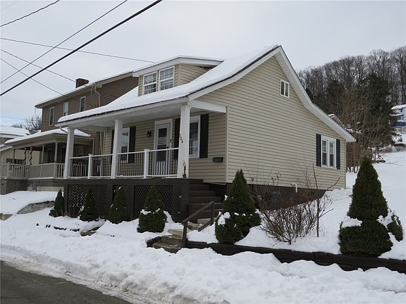 3rd image of 306 N 2nd St