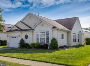 538 Riviera Dr, Williamstown, NJ 08094