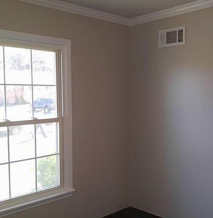 3rd image of 8607 Cedar Cir E