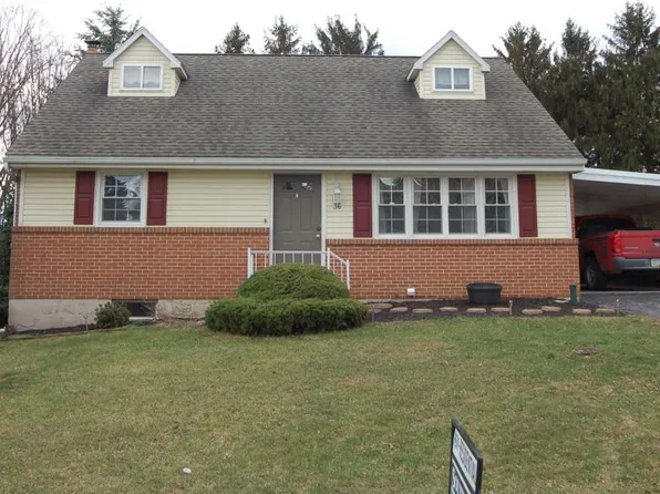 36 Kevin Dr, York, PA 17408