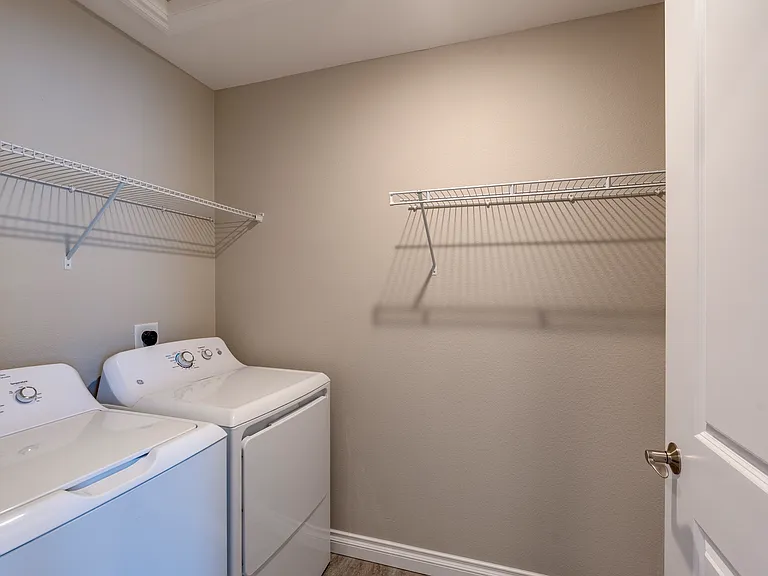 Harbor Town Townhomes — Photo 16
