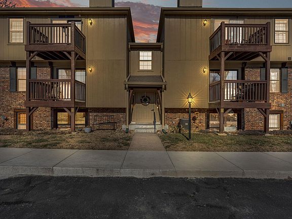 3rd image of 5651 SW Foxcroft South Cir #1
