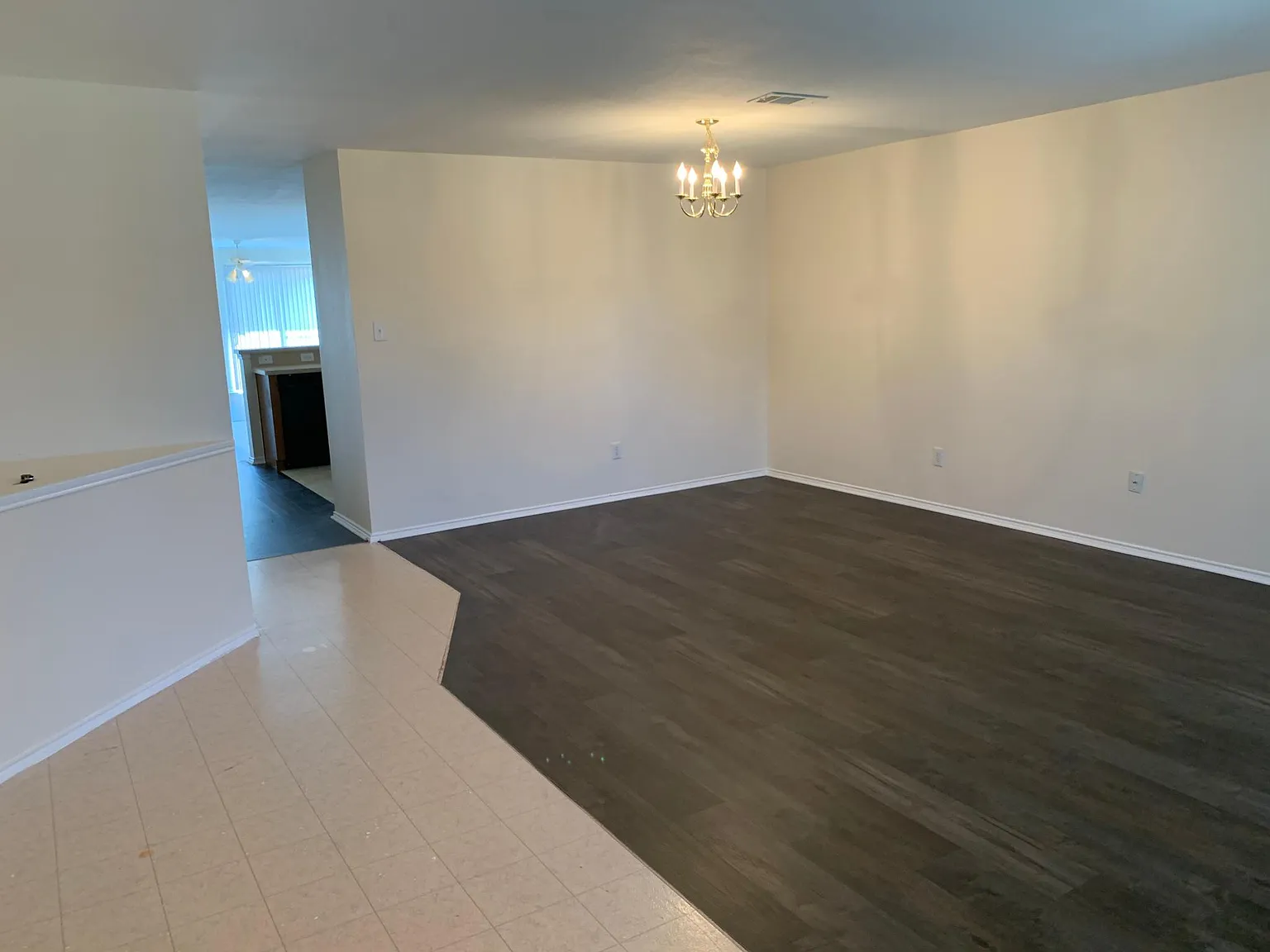 3 bed, 2080 sqft, $1,995 — Photo 2