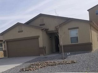 24 Parador Rd, Los Lunas, NM 87031
