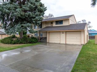 1923 W 18th Ave, Kennewick, WA