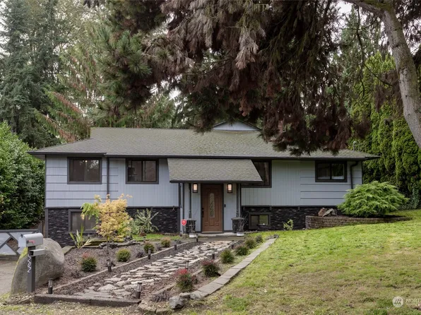 8202 110th Street E, Puyallup, WA 98373