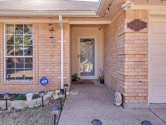 4th image of 3925 Marsh Ln