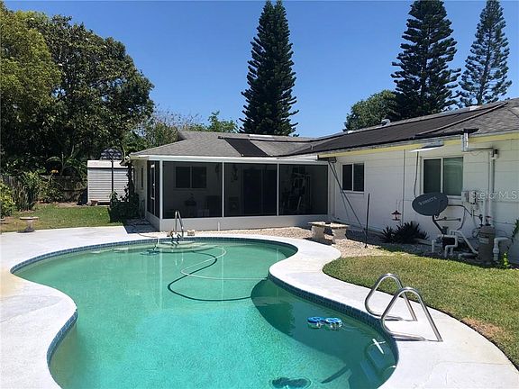 5th image of 3307 Alena Ct
