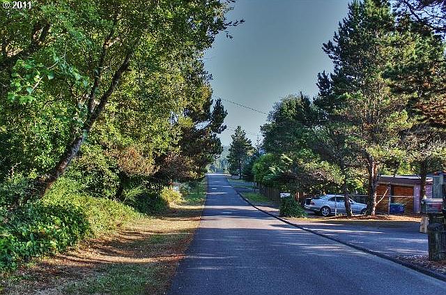 1st image of SW Dune Ave
