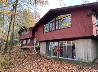 33 Green Mountain Dr, Athens, PA 18810