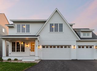 5240 Polaris Ln N, Plymouth, MN 55446