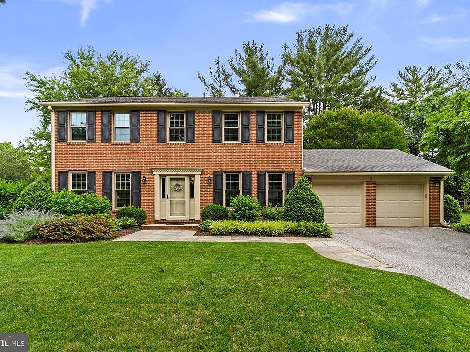 1st image of 3 Erwood Ct