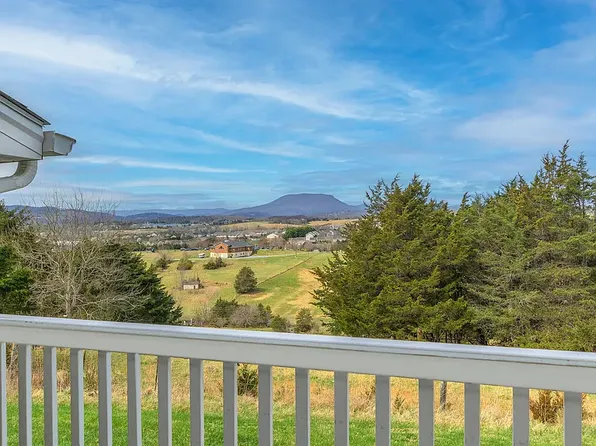 80 Pinnacle Ln, Lexington, VA 24450
