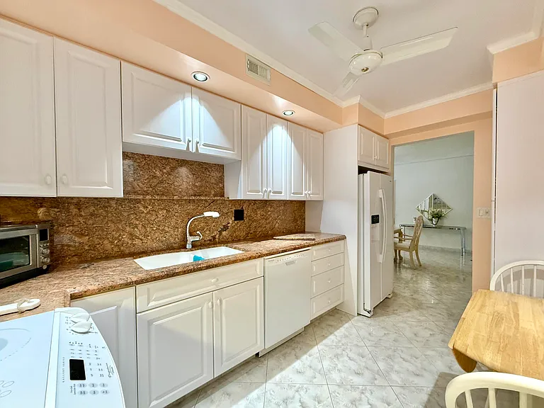 4250 Galt Ocean Dr #14T — Photo 33