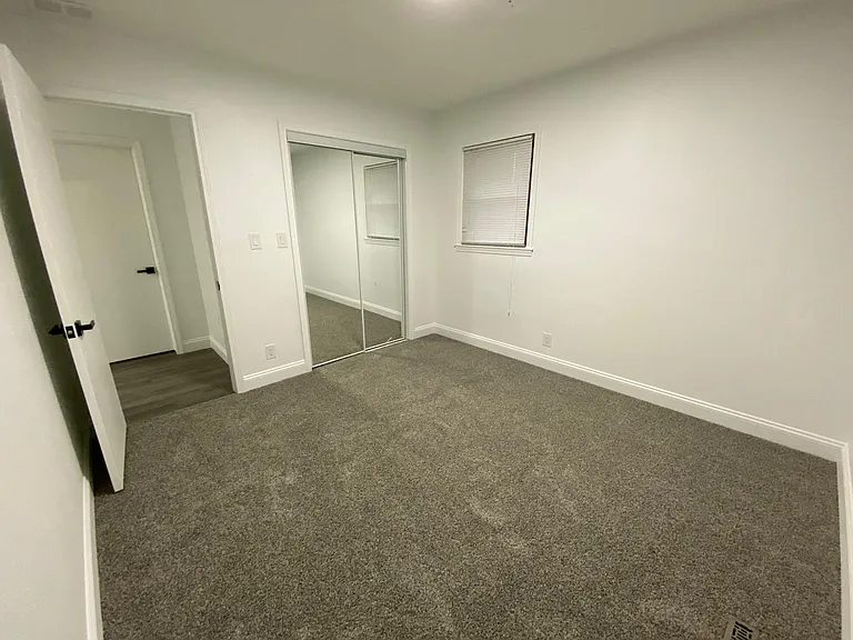 1329 E Snider St — Photo 24