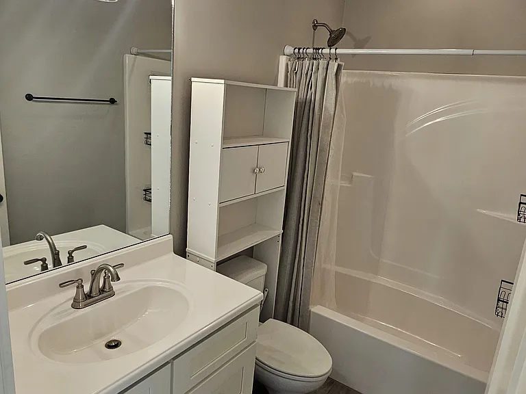 10994 Thatcher Crest Dr — Photo 15