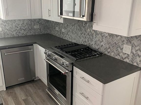 5th image of 702 Paige Ln