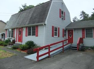 18 Pomeroy St, Easthampton, MA 01027