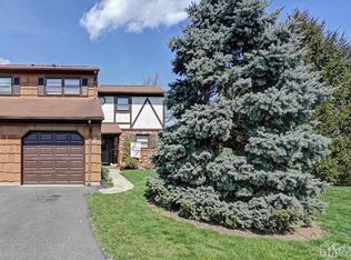 7 Cheltenham Pl, Sayreville, NJ 08872
