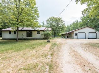 3579 W McNally Rd, Coleman, MI 48618