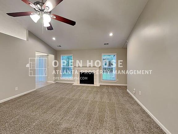 3rd image of 1323 Towne Harbor Trl