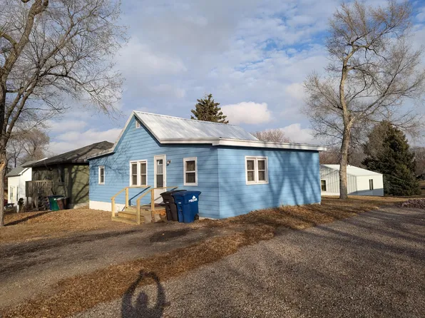 608 S Kimball St, Mitchell, SD 57301