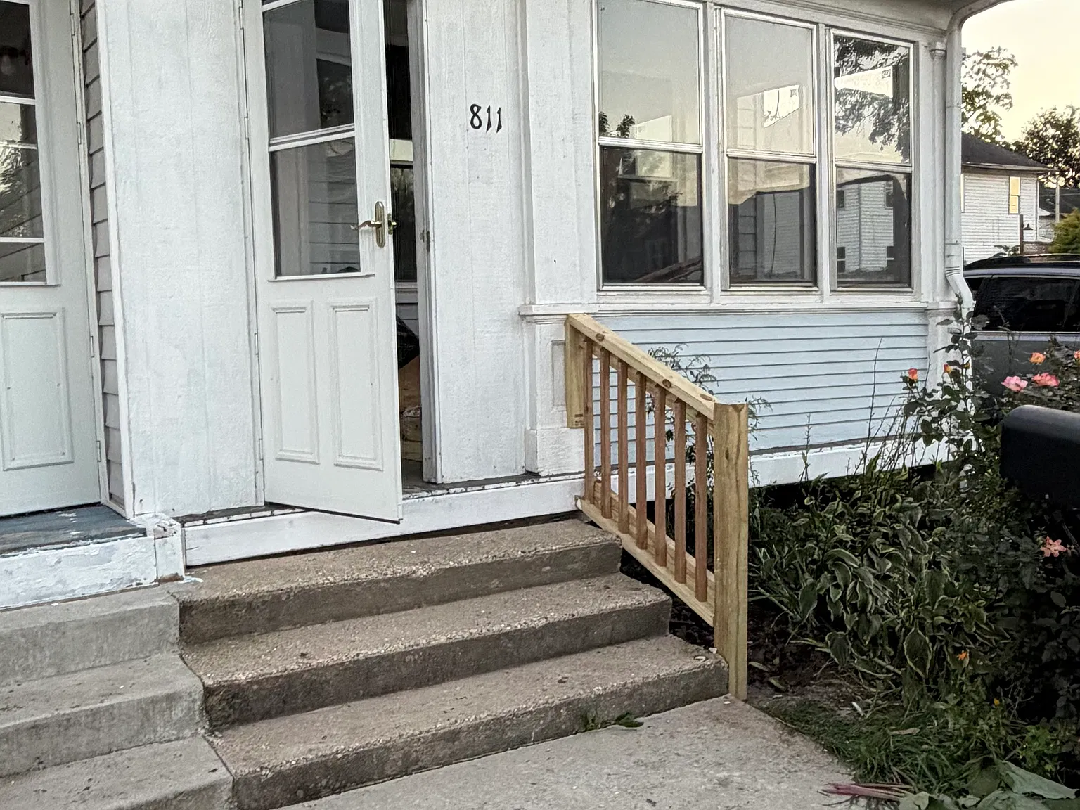 3 bed, 1.5 bath, 1732 sqft, $2,000 — Photo 4