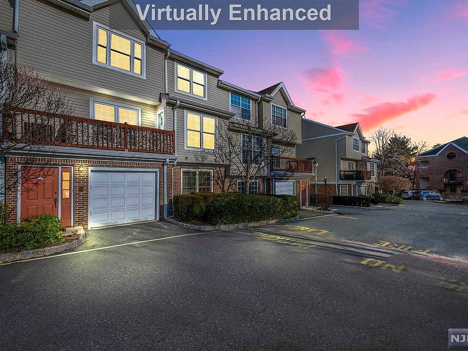 1st image of 217 Village Circle Dr