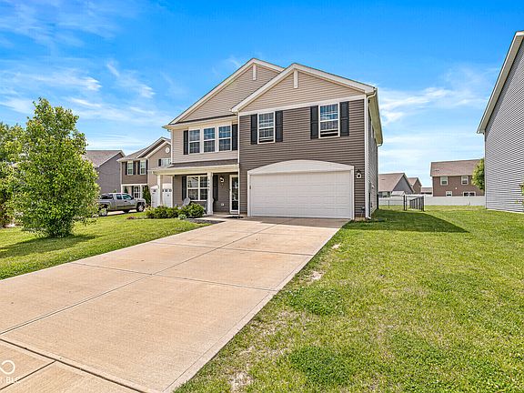 2nd image of 4449 Averly Park Cir