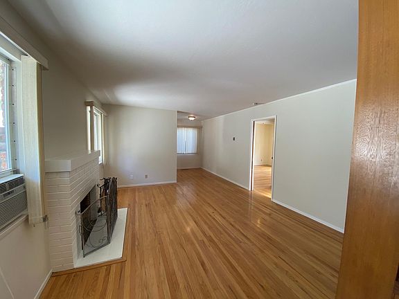 2nd image of 143 Cowper St