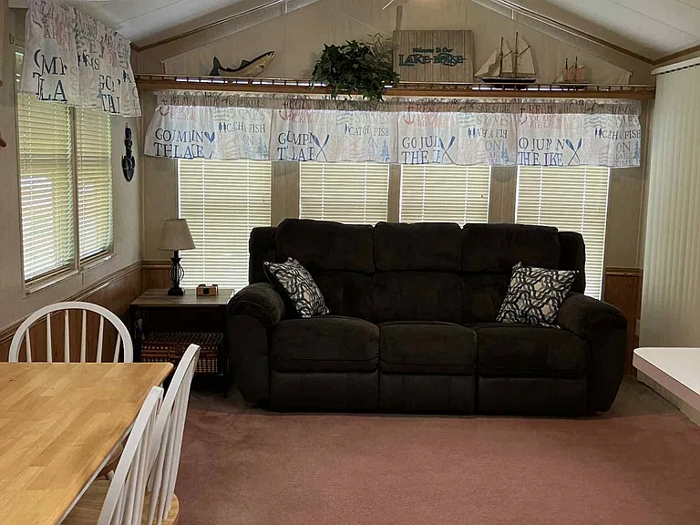 150 Dogwood Cir — Photo 11