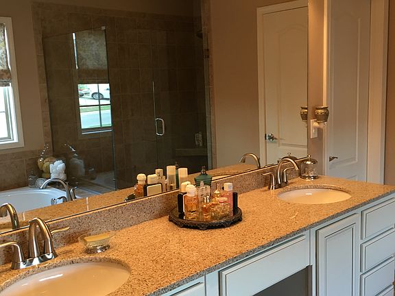 Master bath 