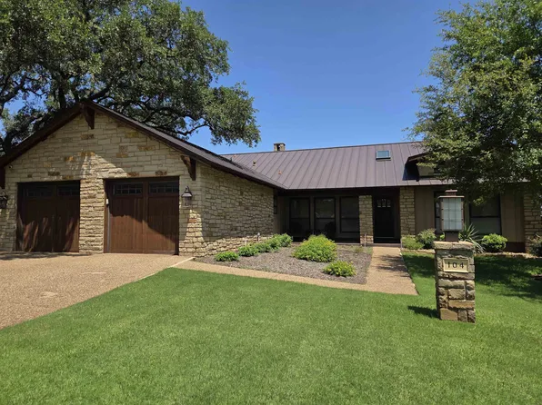 104 Gallop, Horseshoe Bay, TX 78657