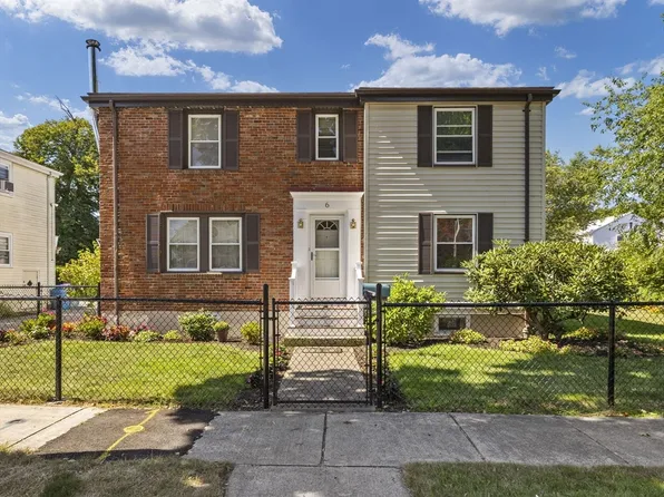 6 Newcroft Cir, Mattapan, MA 02126