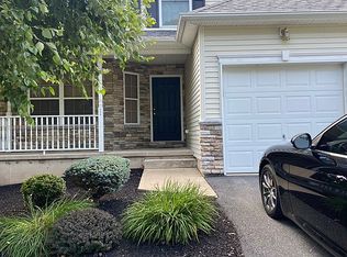 124 S Chestnut Rd, Drums, PA 18222