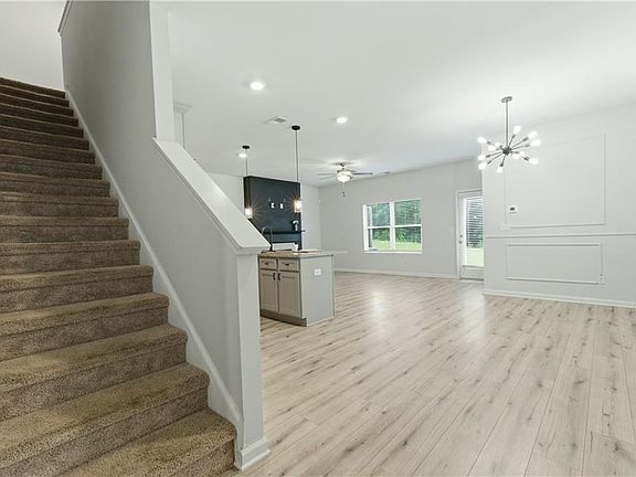 2nd image of 7492 Knoll Hollow Rd