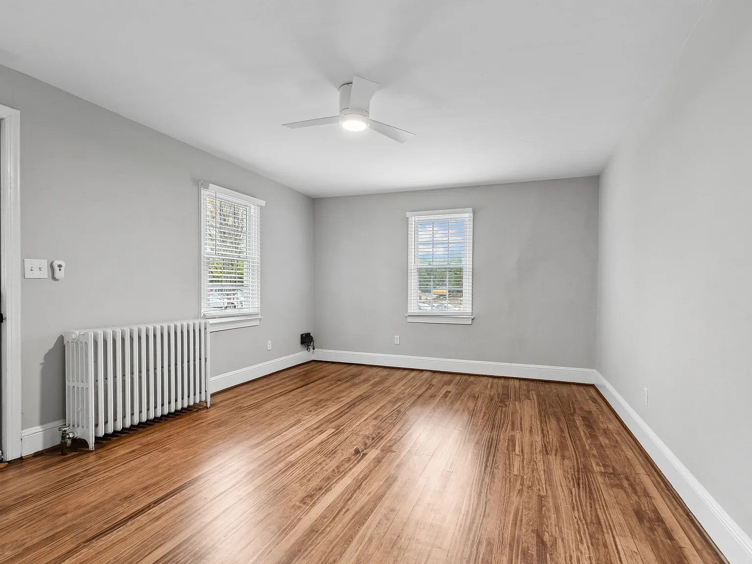 4 bed, 1065 sqft, $3,750 — Photo 4
