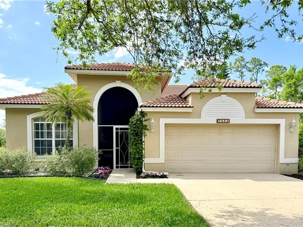 7841 Naples Heritage DR, NAPLES, FL 34112