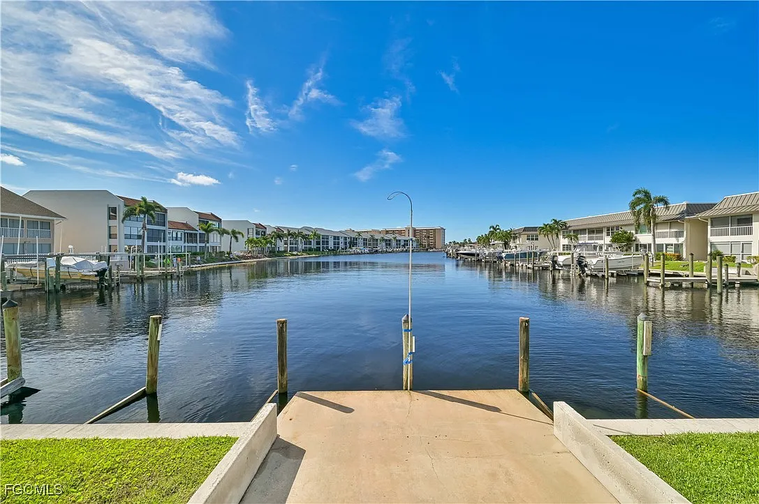 2 bed, 2.0 bath, 1029 sqft, $3,200 — Photo 4